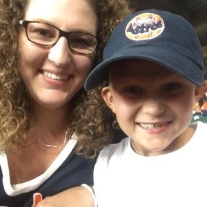 Meet your Posher, Elizabeth